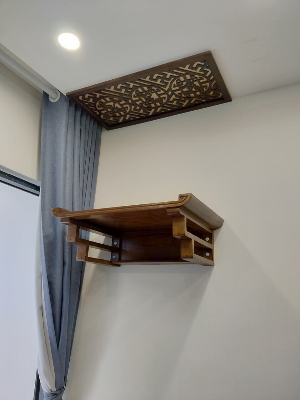 Bàn Thờ Treo - Mẫu 26