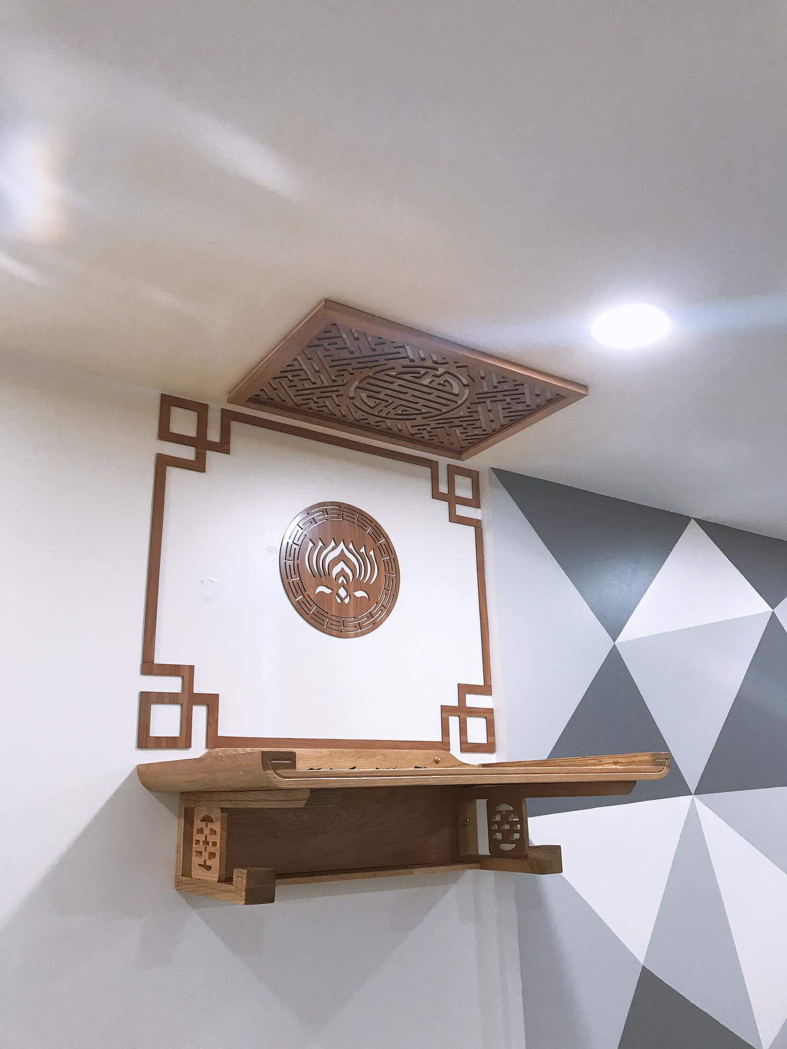 Bàn Thờ Treo - Mẫu 38