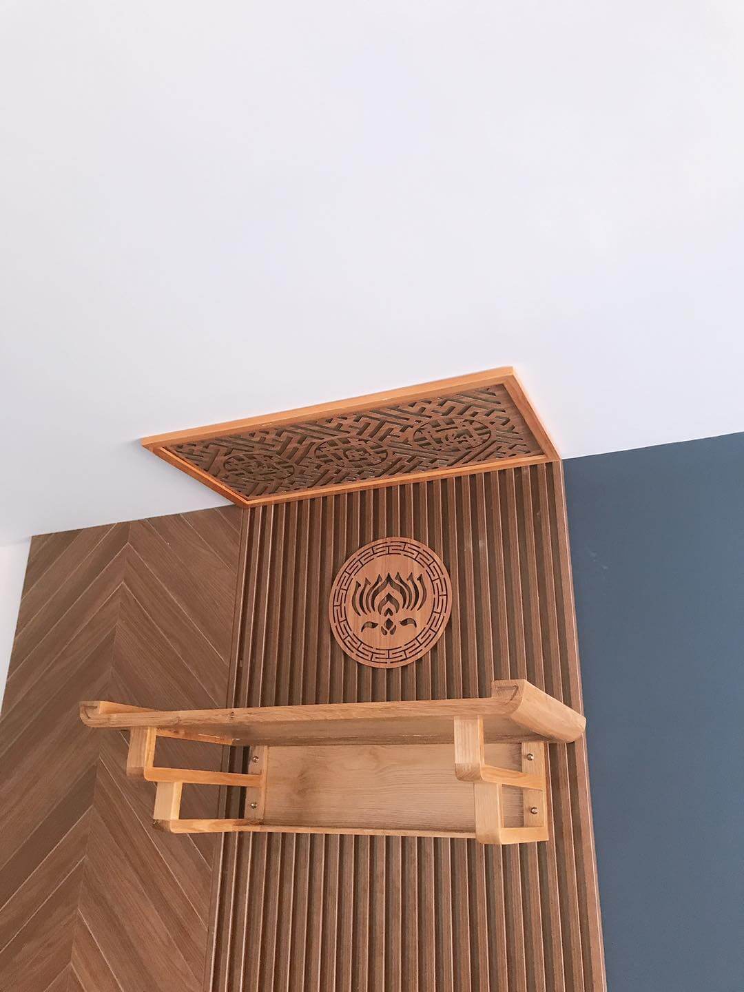 Bàn Thờ Treo - Mẫu 39