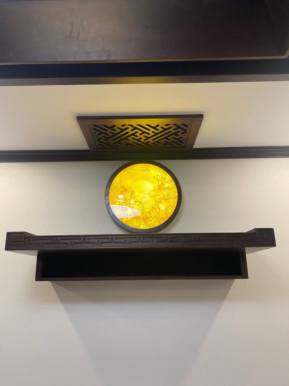 Bàn Thờ Treo - Mẫu 44