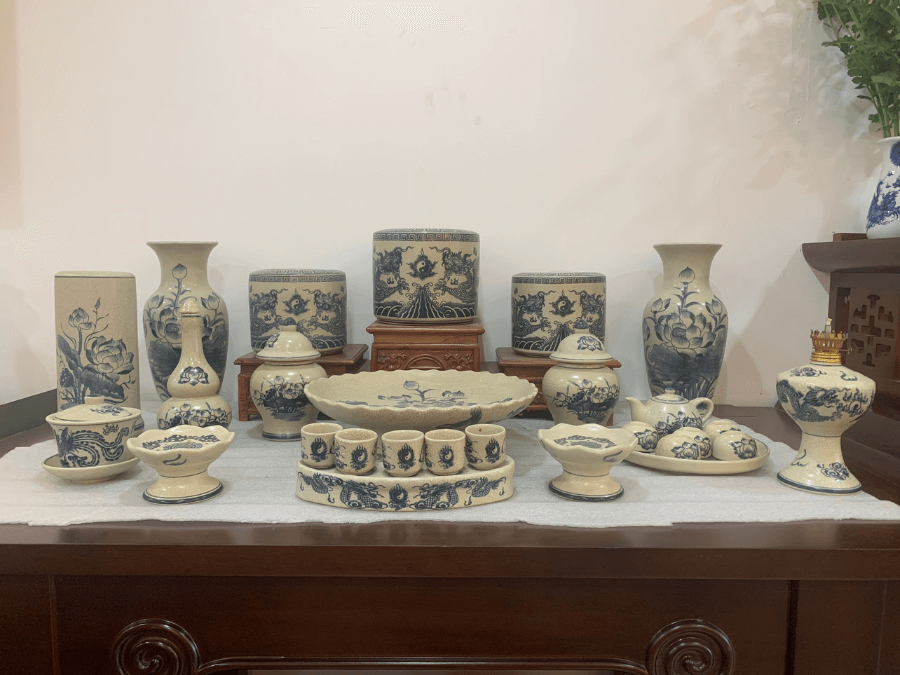 Gốm sứ men rạn đắp nổi - Bộ 05