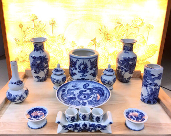 Gốm sứ men rạn đắp nổi – Bộ 08